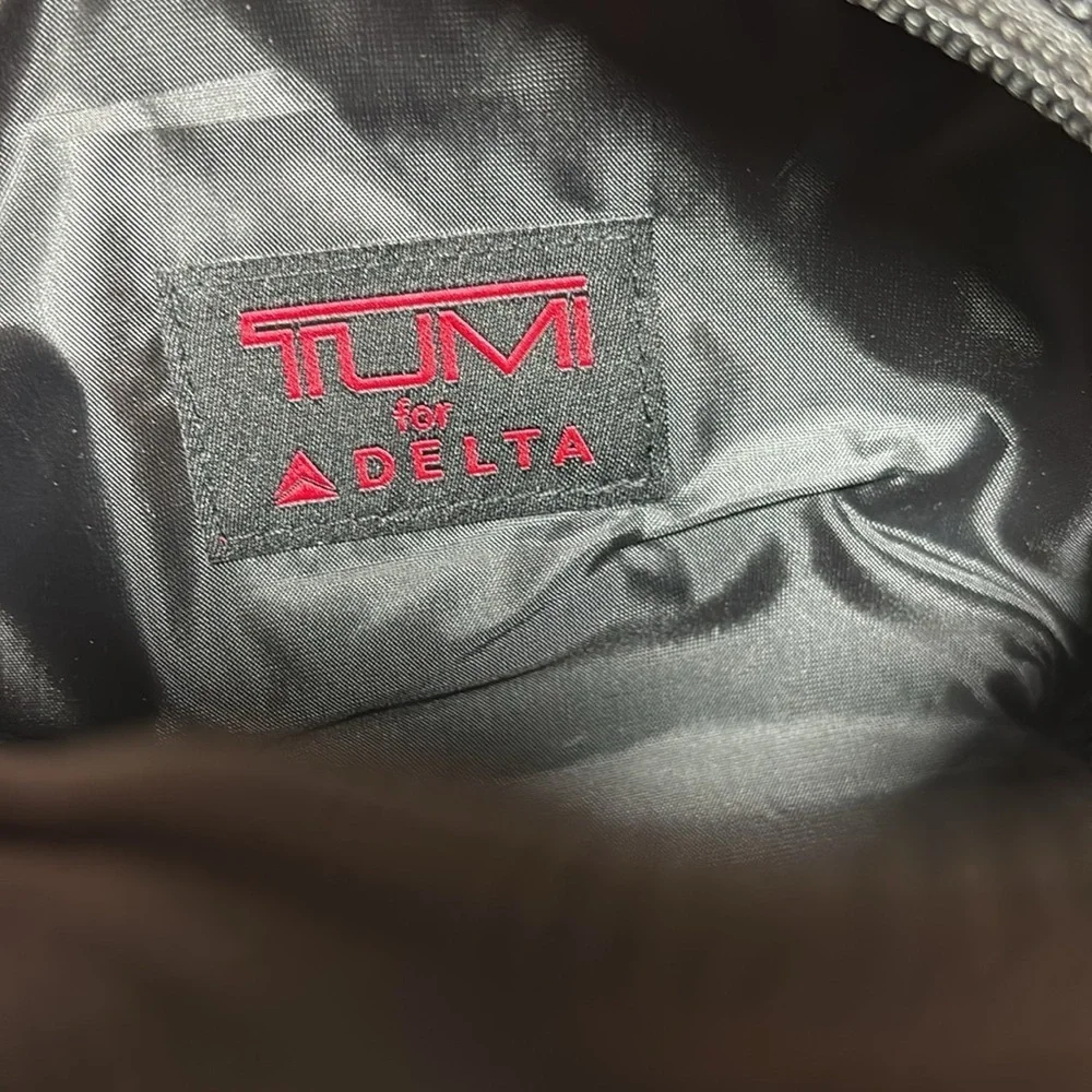 TUMI x DELTA | Nylon Toiletry Pouch UNISEX